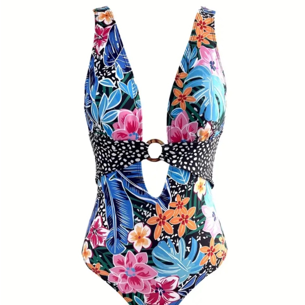 Stunning OnePiece Swimsuit Floral pattern - Picture 5 of 13
